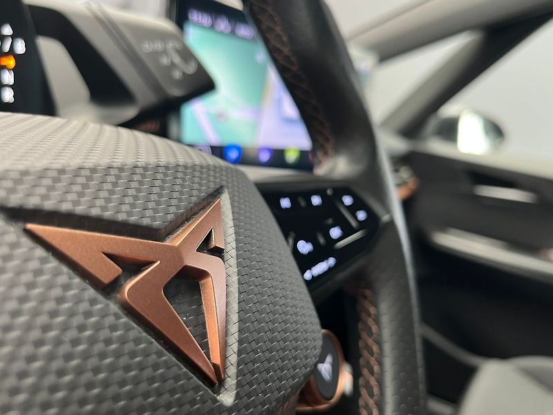 Cupra Born 170kW/77kWh e-Boost 91.6 % SoH - fotka 16 z 70