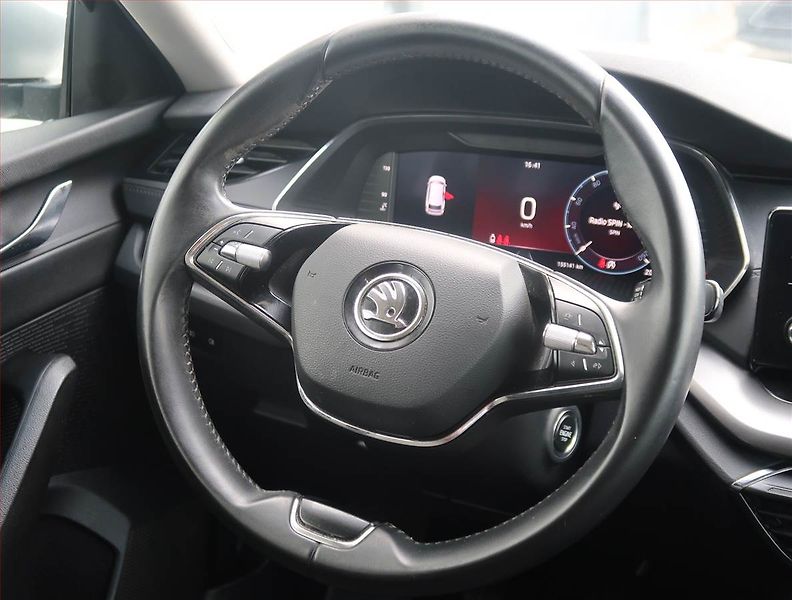 Škoda Octavia (2022) Ambition 2.0 TDI, ČR,1.maj - fotka 18 z 19