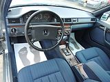 Mercedes-Benz Třídy E 124 300E 4Matic Automat - náhled 14