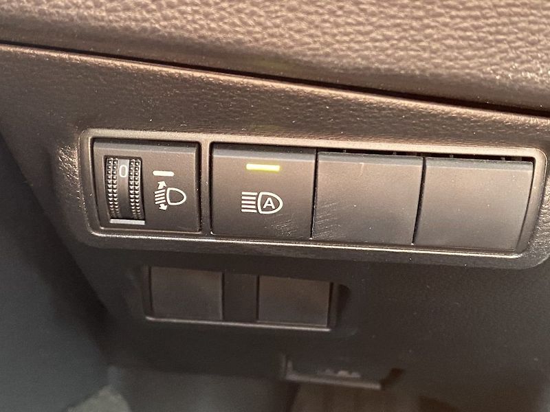 Toyota Corolla Cross 1.8HEV, ČR, Comfort, záruka - fotka 15 z 17