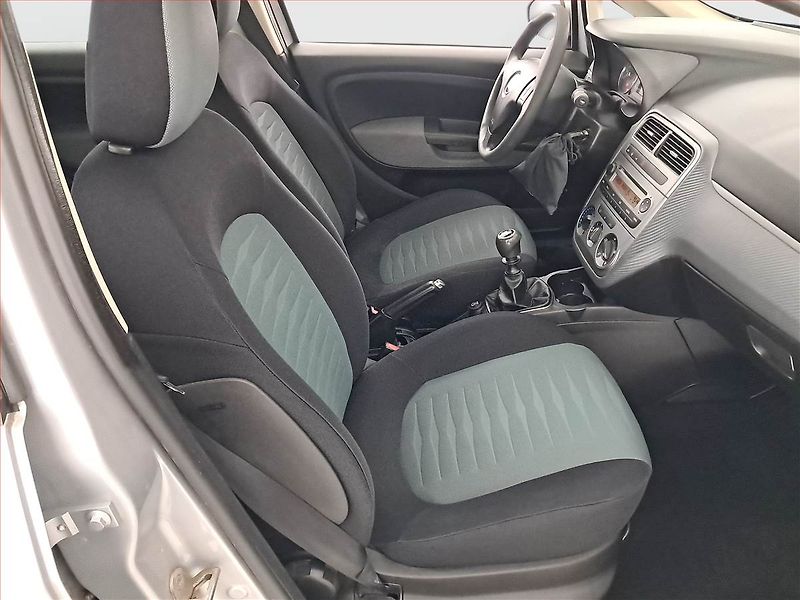 Fiat Grande Punto (2009) 1.2, nová STK, slušný stav - fotka 9 z 14