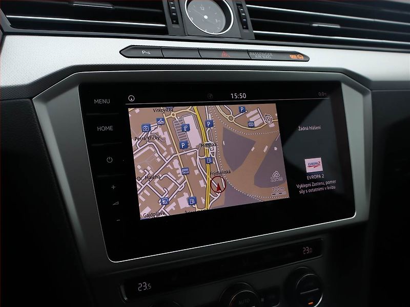Volkswagen Passat (2018) Comfortline 2.0 TDI, Automat - fotka 15 z 18