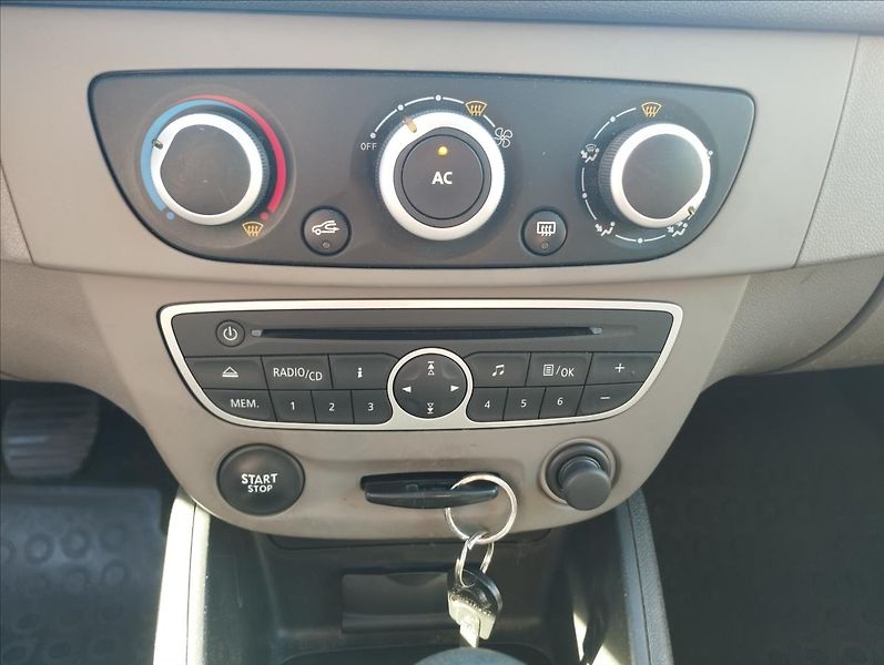Renault Mégane 1,6 74KW 1.Majitel, Nové v ČR - fotka 16 z 17