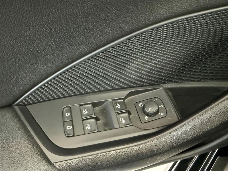 Škoda Octavia 2,0   85kW,SERVISKA,ČR,STYLE - fotka 10 z 31