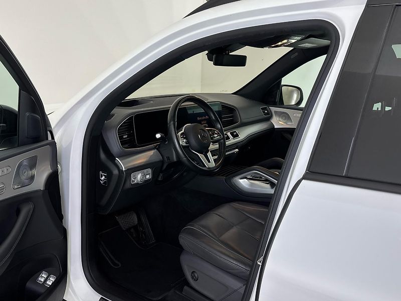 Mercedes-Benz GLE 400d 4MATIC - fotka 6 z 31