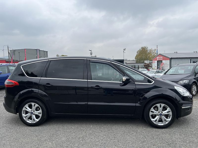 Ford S-MAX 2.0TDCi 7MÍST TAŽNÉ KLIMA ALU - fotka 8 z 46