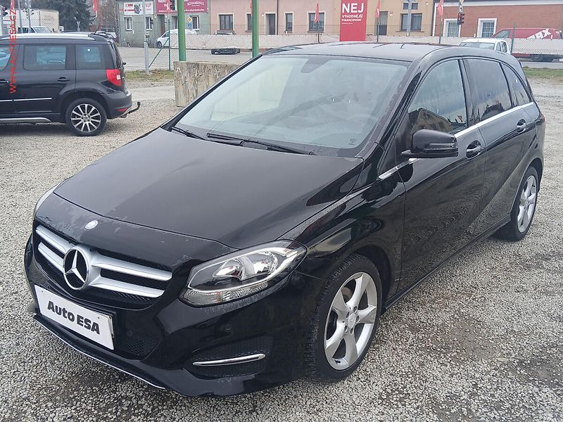 Mercedes-Benz Třídy B (2016) 1.6i B180, ČR, AC, výhřev sed - fotka 3 z 20