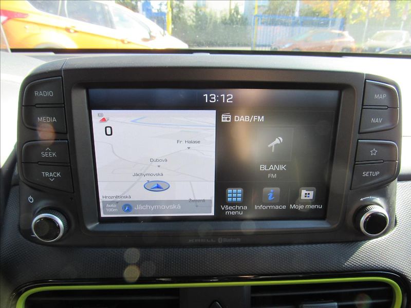 Hyundai Kona 1,6 T-GDI 4x4 Aut Best of Styl - fotka 16 z 36