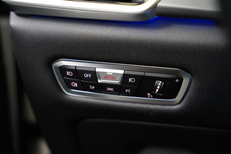 BMW X5 - fotka 13 z 26