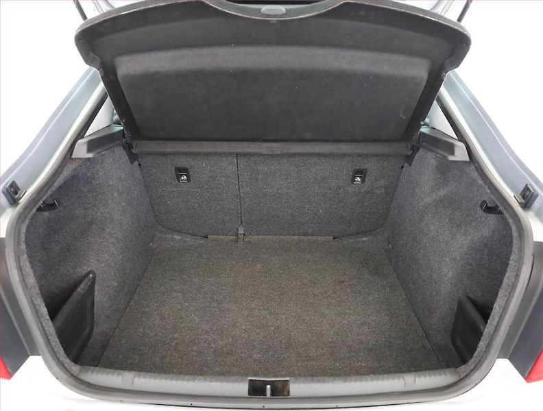Škoda Rapid (2013) Ambition 1.6 TDI - fotka 14 z 15