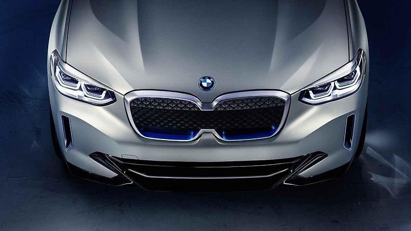 Koncept BMW iX3.