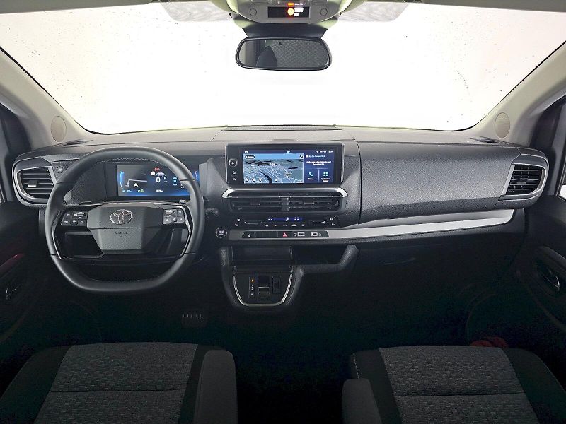 Toyota ProAce Verso (2025) L2 2.0D 180k 8AT FAMILY WEBAST - fotka 9 z 32