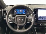 Volvo XC40 2.0  B3 CORE - náhled 17