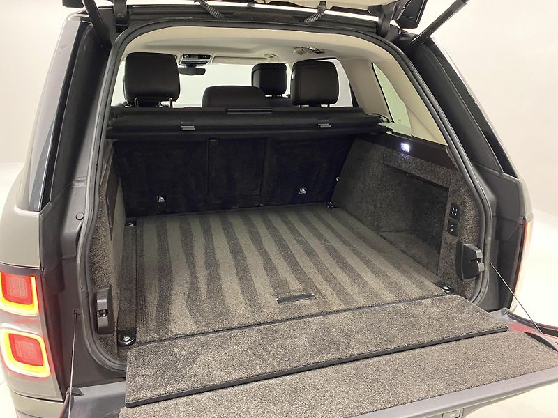 Land Rover Range Rover 4.4 SDV8 VOGUE AWD AUT  - fotka 6 z 51
