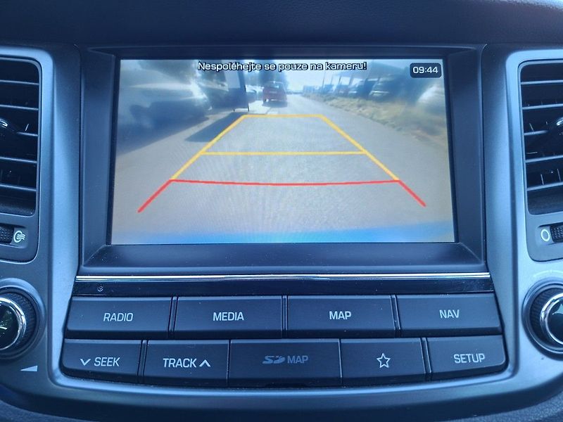 Hyundai Tucson 1,7 D 116k M6 - fotka 21 z 24