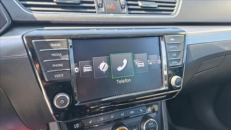 Škoda Superb 1,6 TDi 88 Kw Style DSG DPH - fotka 20 z 32