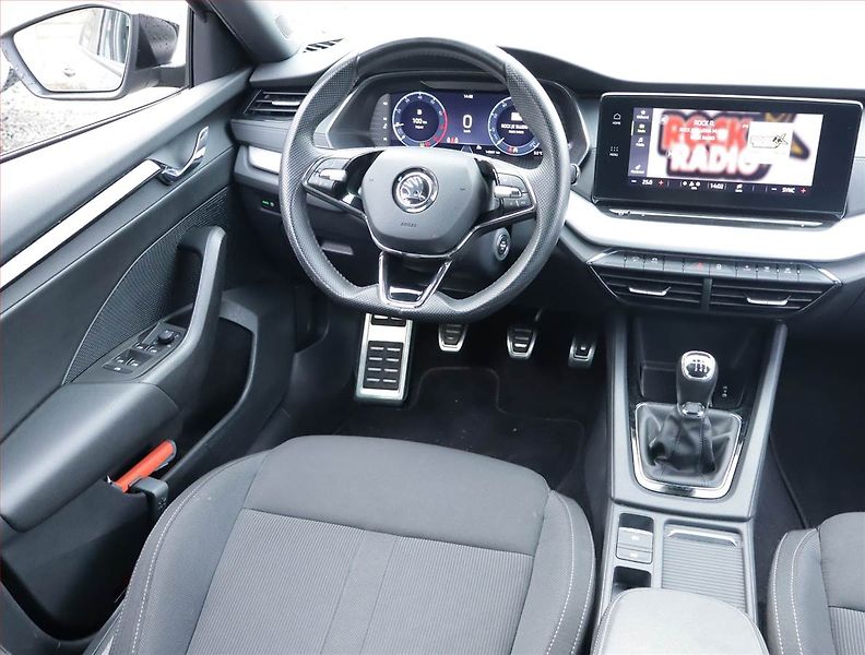 Škoda Octavia (2022) Ambition 1.0 TSI, Serv.kniha - fotka 7 z 21
