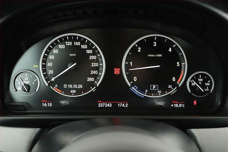 BMW Řada 5 (2017) M Sport 530d, Automat - fotka 14 z 20