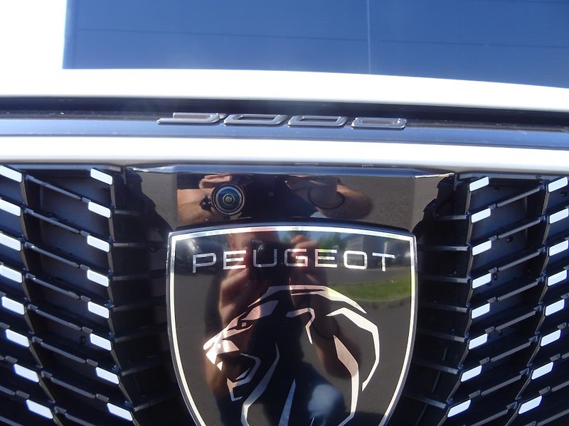 Peugeot 3008 (2026) GT Elektromotor 157kW / 210k - fotka 47 z 51