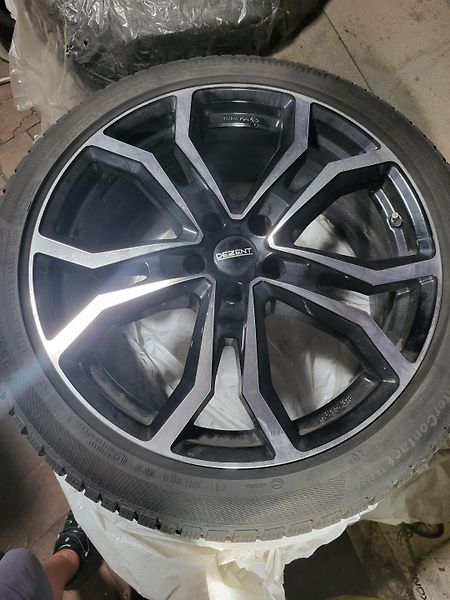 Volkswagen Tiguan R 2.0 TSI 235Kw DSG Akrapovič - fotka 27 z 27