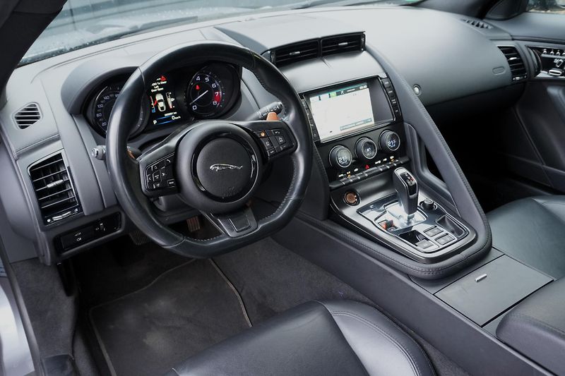Jaguar F-Type S 3.0 380 PS, Kamera, Panorama - fotka 14 z 29