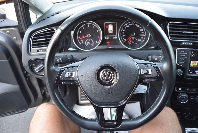 Volkswagen Golf Variant (2016) 1.4TSI 92kw CLBMT ALLSTAR NAVI - fotka 27 z 49