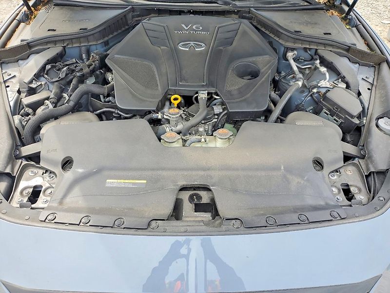 Infiniti Q60 (2022) Auto na cestě - fotka 11 z 12
