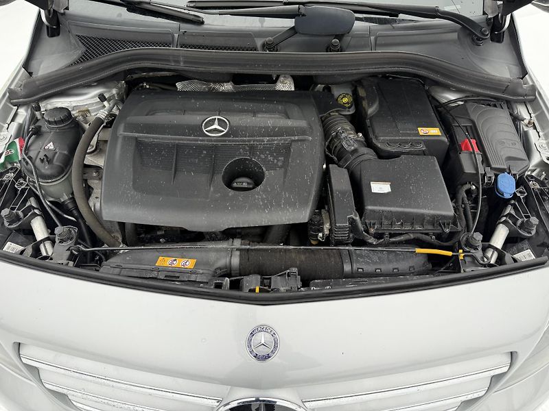 Mercedes-Benz Třídy B 180CDI TAŽNÉ - fotka 23 z 23