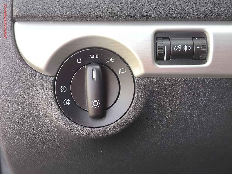 Škoda Yeti (2015) 1.4 TSi, Edition, AT - fotka 18 z 21
