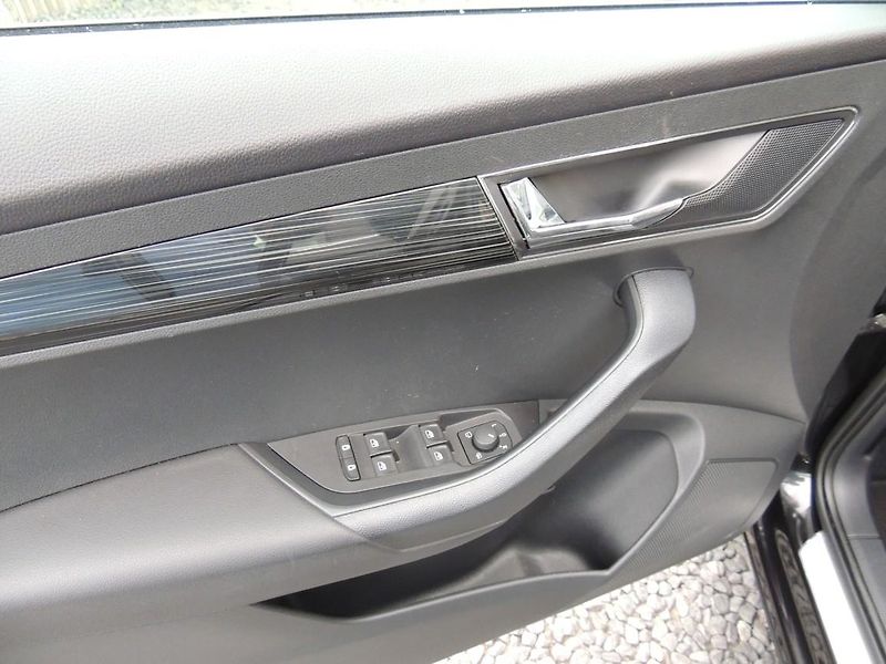 Škoda Karoq (2020) 1.5TSI,110KW,DSG,Style,1.majČR - fotka 20 z 47