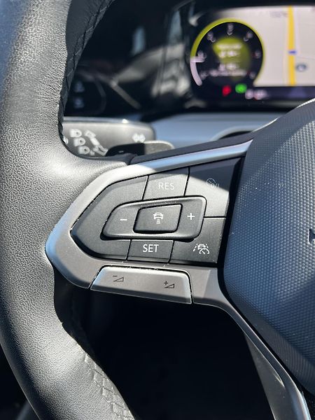Volkswagen Golf 2.0TDI 110kW DSG 1.Maj DPH TZ - fotka 10 z 24