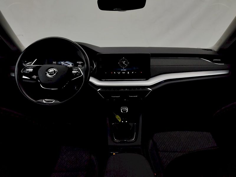 Škoda Octavia (2021) Combi Style 1,5 Tsi 110 Kw - fotka 5 z 35