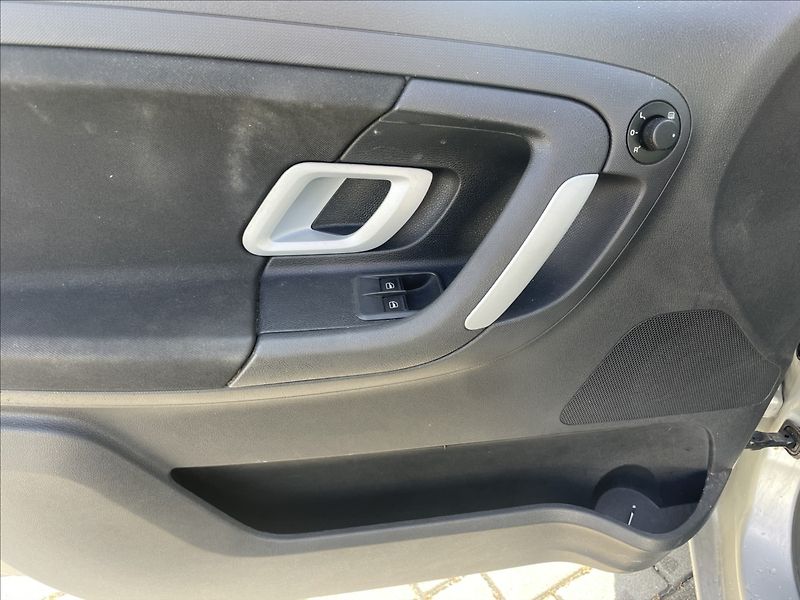 Škoda Fabia 1,4 i 16V Klima ESP serviska, - fotka 21 z 34