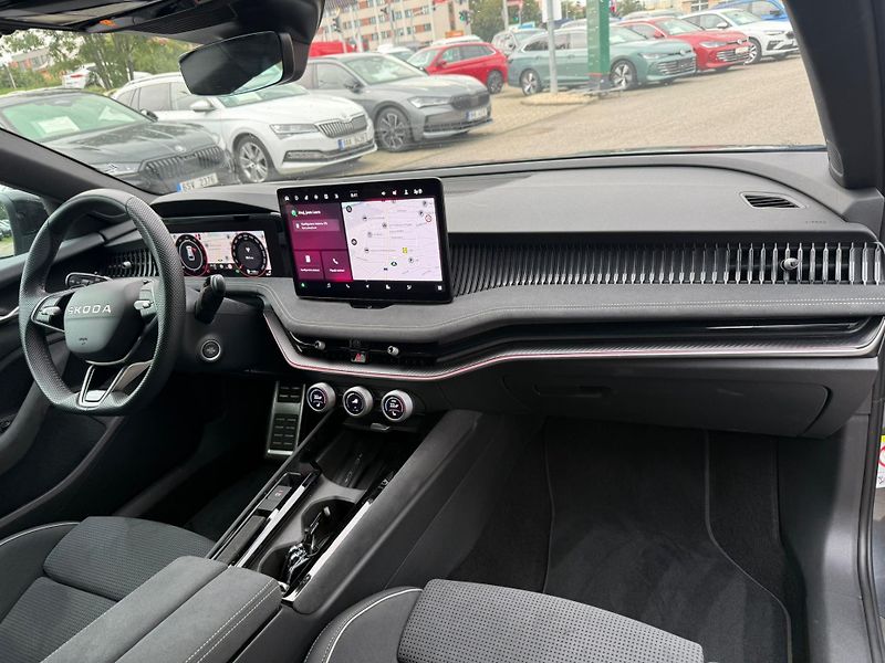 Škoda Superb Sportline 2.0 TDI 110KW DSG Co - fotka 11 z 29