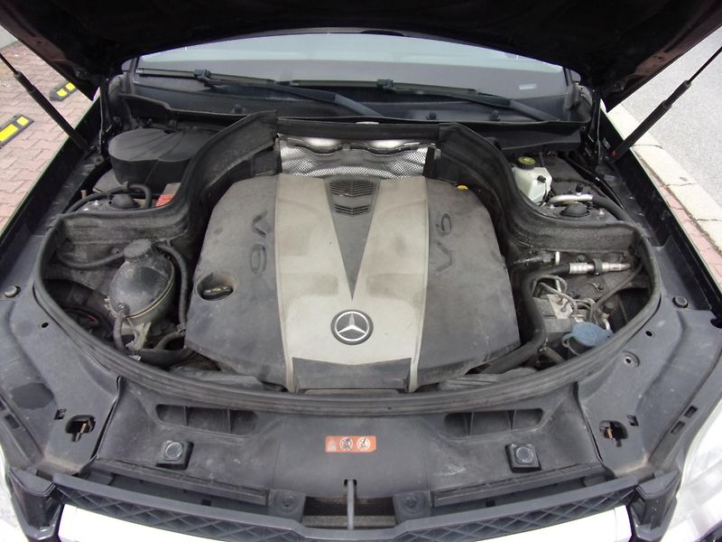 Mercedes-Benz GLK (2009) 350 CDI V6 4MATIC TEMP AC - fotka 36 z 36