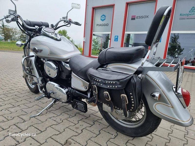Kawasaki VN 1500 Classic (1999) - fotka 5 z 14