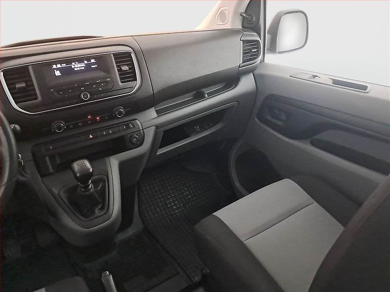 Citroën Jumpy (2019) 1.5 BlueHDi, Bus, ČR, 1Maj - fotka 8 z 14