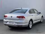 Volkswagen Passat (2019) 2.0 TDi, Highline, DSG, +ALU - náhled 3
