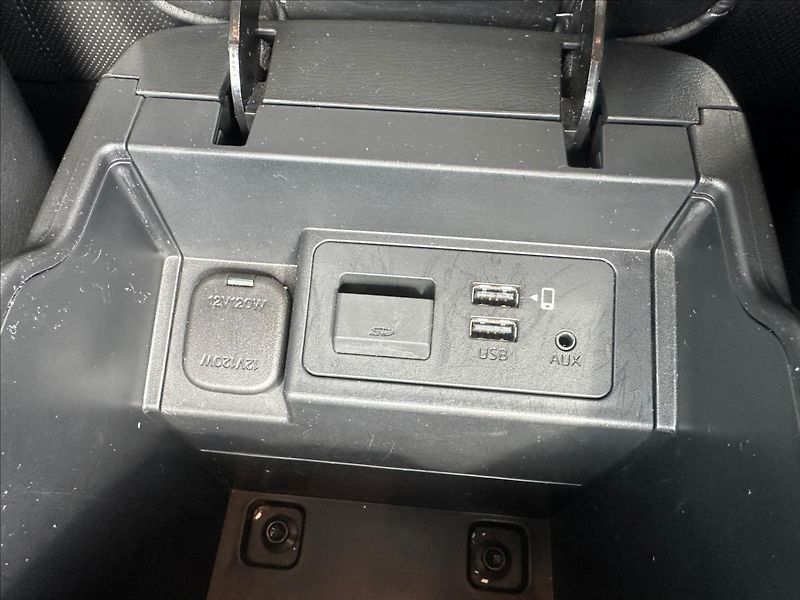 Mazda 6 2,5 i G194 A/T REVOLUTION TOP - fotka 30 z 31