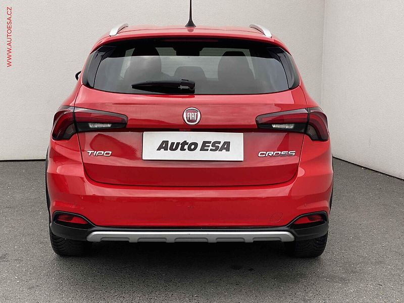 Fiat Tipo (2022) 1.0FireFly RED, Cross, LED - fotka 5 z 18