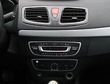 Renault Fluence (2010) 1.6 16V, po STK, jezdí skvěle - náhled 12