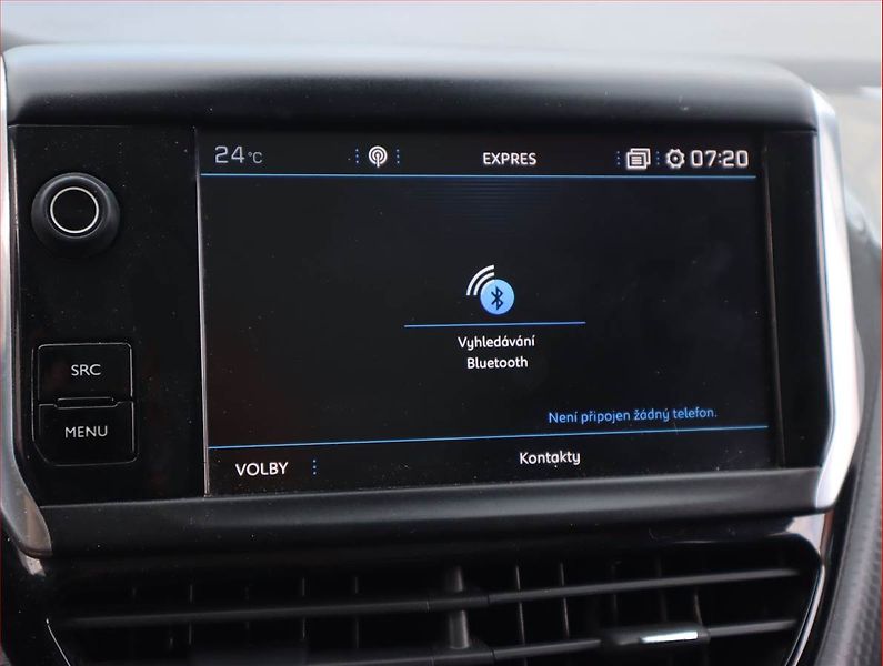 Peugeot 2008 (2019) 1.2 PureTech, Serv.kniha, Navi - fotka 19 z 20