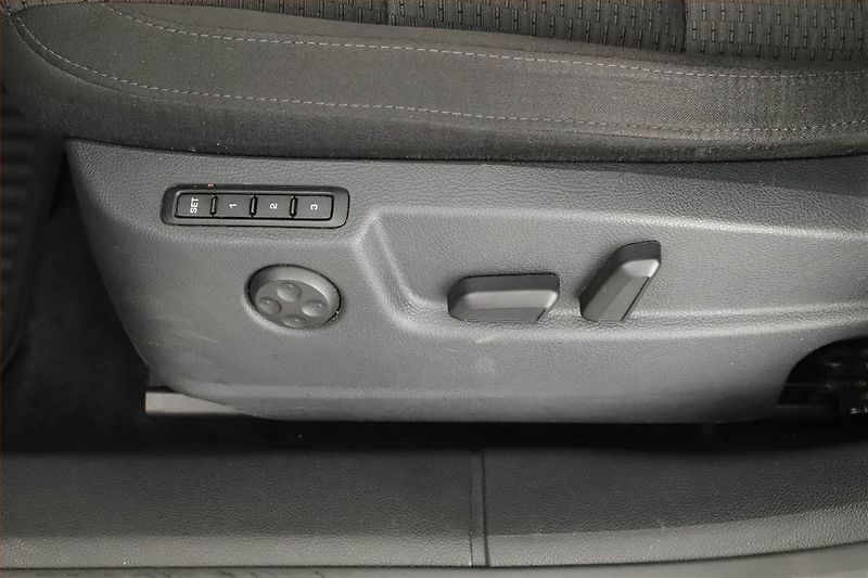 Škoda Superb (2011) Comfort 2.0 TDI, 4X4, Automat - fotka 16 z 18