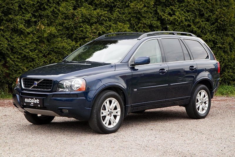 Volvo XC90 2.4 D5 120kw - fotka 4 z 29