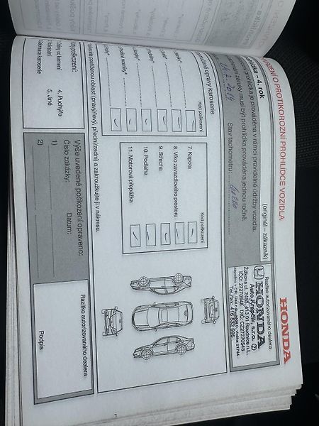 Honda Jazz (2010) 1.4 i-VTEC (73 kW) - fotka 30 z 31