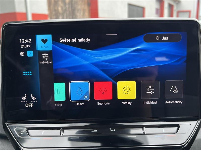 Volkswagen ID.3 Pro Performance TAŽNÉ / TČ - fotka 27 z 42