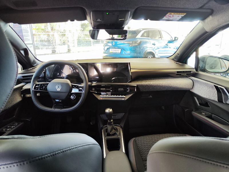 Renault Clio Techno 115 - fotka 17 z 20