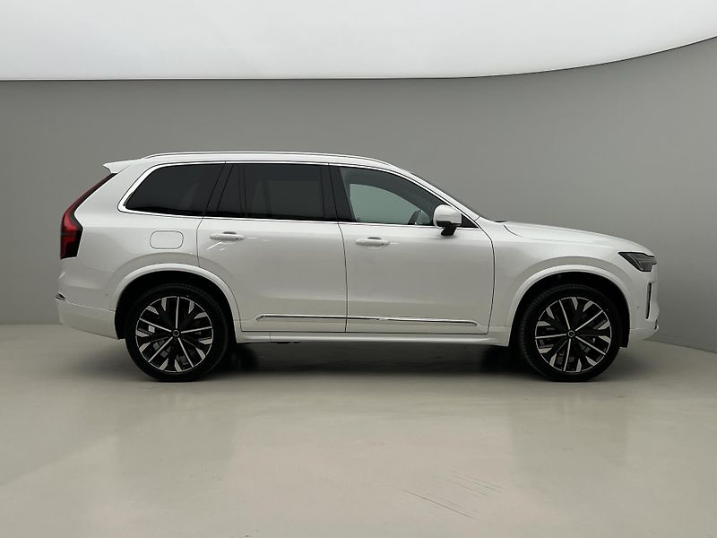 Volvo XC90 (2026) B5 AWD BRIGHT PLUS - fotka 12 z 42