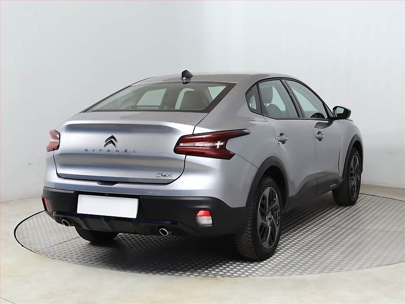 Citroën C4 X (2024) 1.2 PureTech, Automat, ČR - fotka 5 z 18