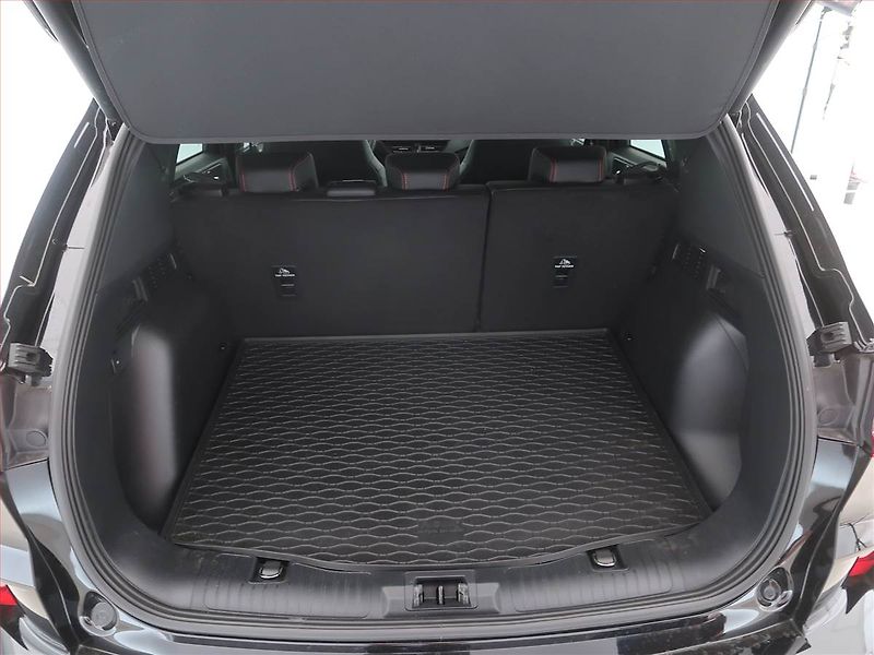 Ford Kuga (2025) 1.5 EcoBoost - fotka 14 z 18